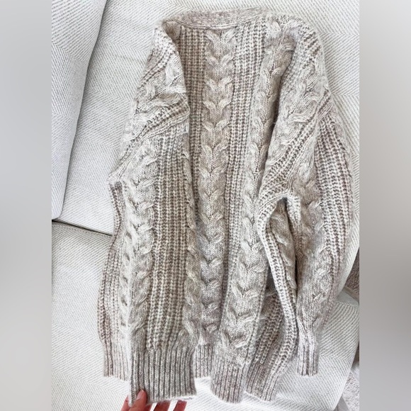 Cable Knit Cocoon Cardigan Jenni Kayne Oatmeal - Picture 3 of 4